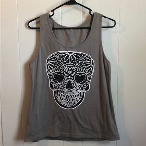 🔥 3/$15🔥 Grey & Black Flower Skull Tank Top